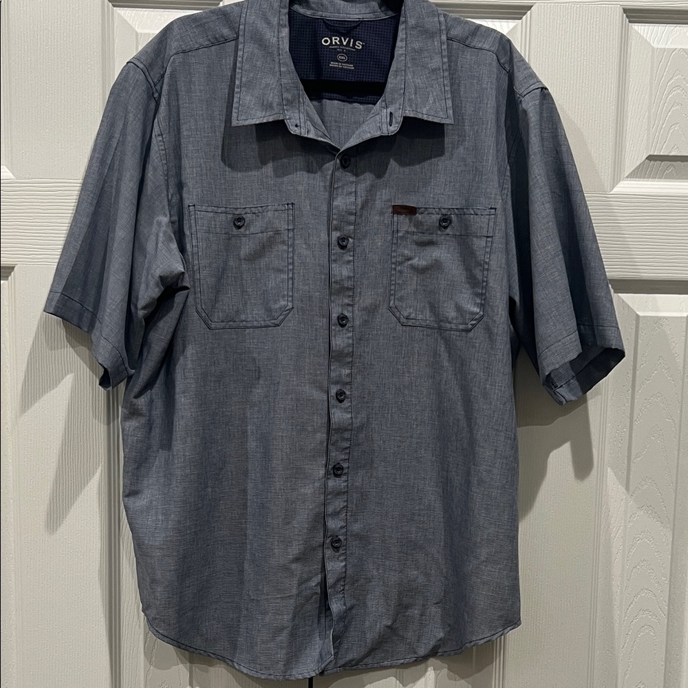 NWOT Orvis Men's Navy Short Sleeve Button Down Shirt